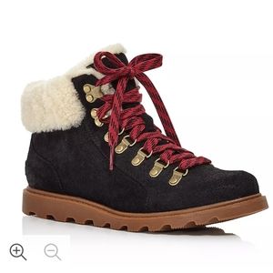 Sorel boots with lamb lining size 6.5 NWT